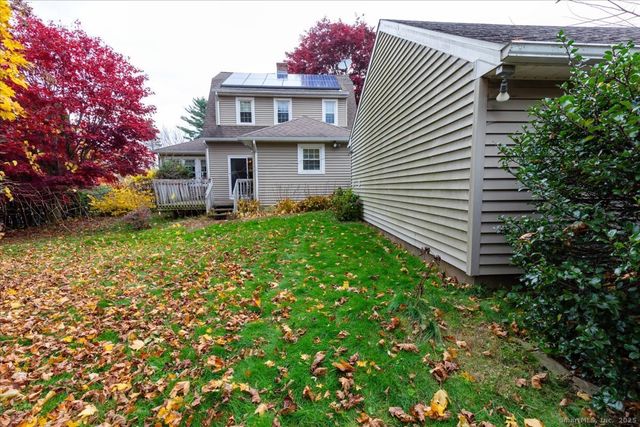 5 Spier Avenue, Enfield, CT 06082