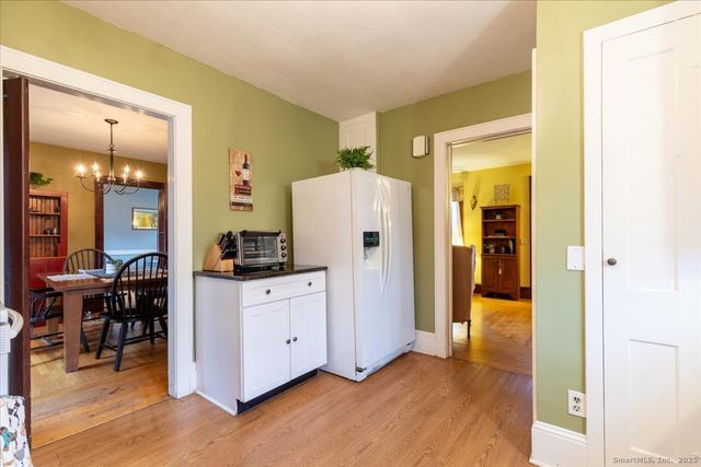 5 Spier Avenue, Enfield, CT 06082