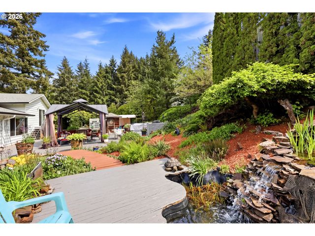 16204 Se BEL AIR Dr, Damascus, OR 97089