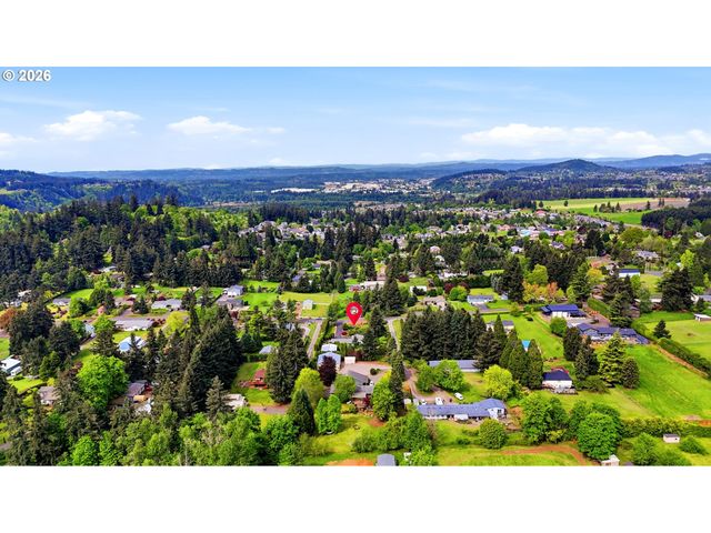 16204 Se BEL AIR Dr, Damascus, OR 97089