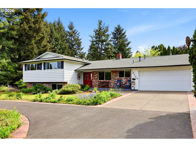 16204 Se BEL AIR Dr, Damascus, OR 97089