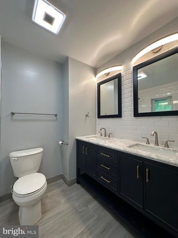 4825 KEMPAIR DR, Woodbridge, VA 22193