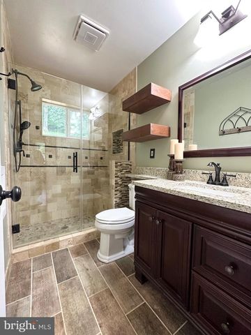 4825 KEMPAIR DR, Woodbridge, VA 22193