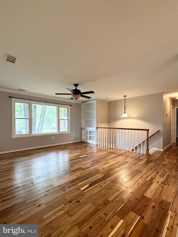 4825 KEMPAIR DR, Woodbridge, VA 22193