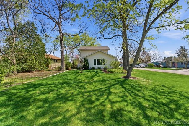27W300 Williams Street, Winfield, IL 60190