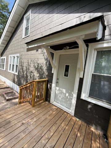 2439 15th Avenue S, Minneapolis, MN 55404