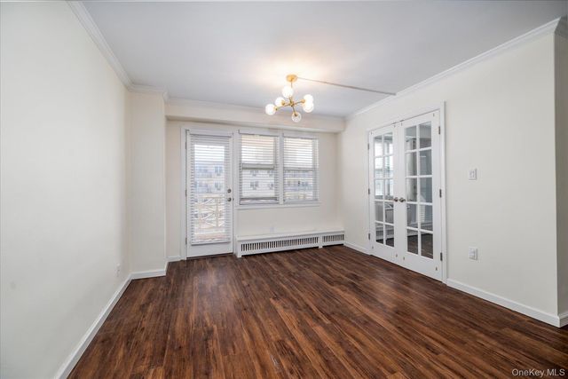 430 Shore Rd 8 H, Long Beach, NY 11561