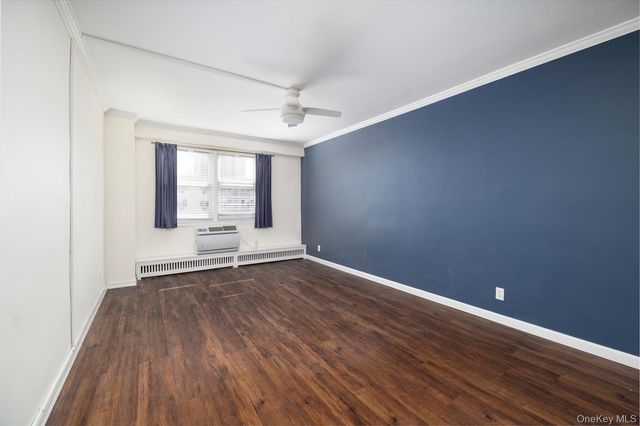 430 Shore Rd 8 H, Long Beach, NY 11561