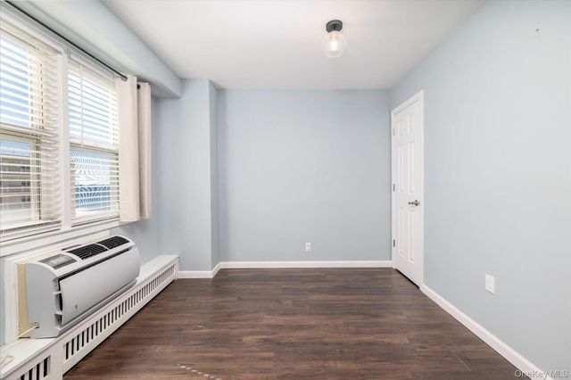 430 Shore Rd 8 H, Long Beach, NY 11561