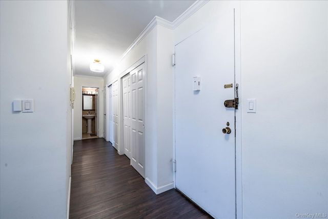 430 Shore Rd 8 H, Long Beach, NY 11561