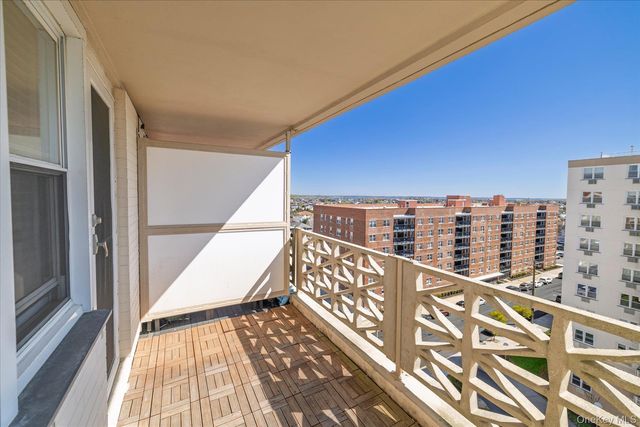 430 Shore Rd 8 H, Long Beach, NY 11561