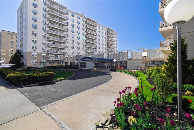 430 Shore Rd 8 H, Long Beach, NY 11561