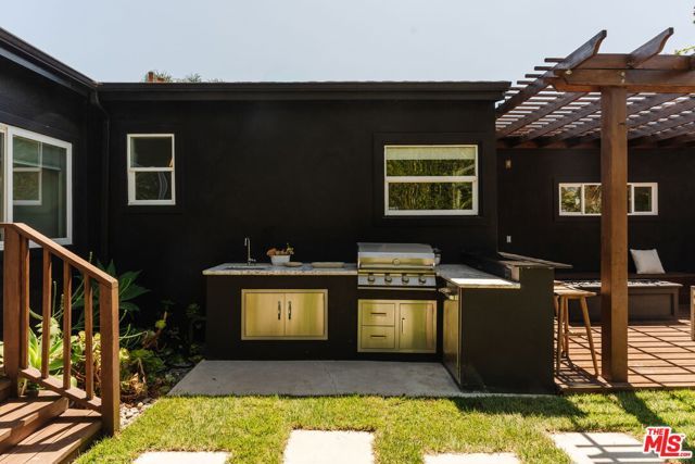 12023 Aneta Street, Culver City, CA 90230
