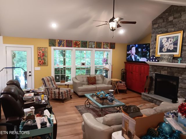 1063 Circle Drive, Jamestown, TN 38556