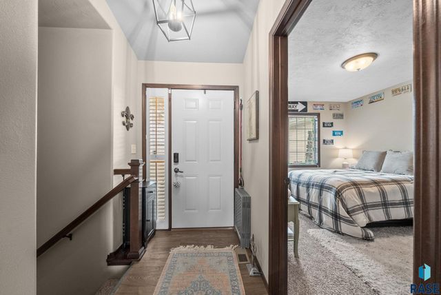 1113 N Lalley Ln Lane, Sioux Falls, SD 57107