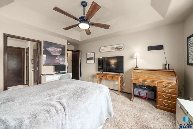 1113 N Lalley Ln Lane, Sioux Falls, SD 57107