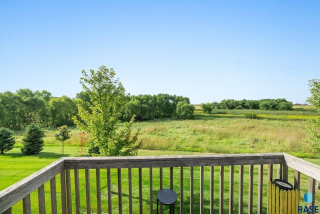 1113 N Lalley Ln Lane, Sioux Falls, SD 57107