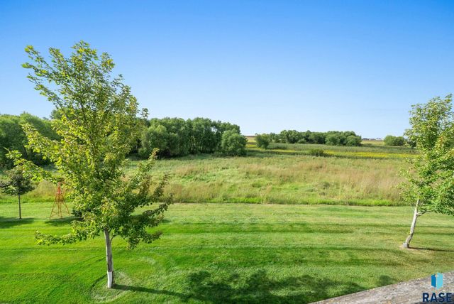 1113 N Lalley Ln Lane, Sioux Falls, SD 57107