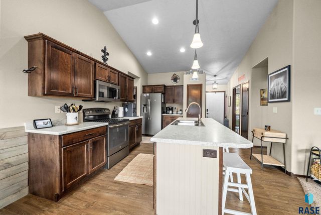 1113 N Lalley Ln Lane, Sioux Falls, SD 57107