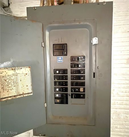 2909 Denver Avenue, Lorain, OH 44055