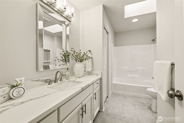 10521 NE 120th Street, Kirkland, WA 98034