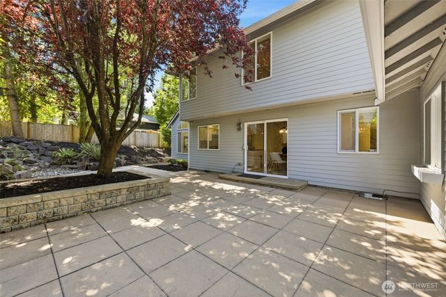 10521 NE 120th Street, Kirkland, WA 98034