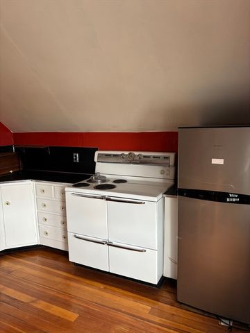 100 Madison St, Fitchburg, MA 01420