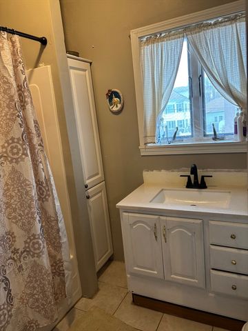 100 Madison St, Fitchburg, MA 01420