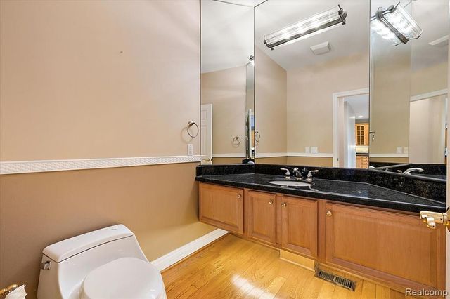 3725 Mountain Laurel Court, Oakland, MI 48363