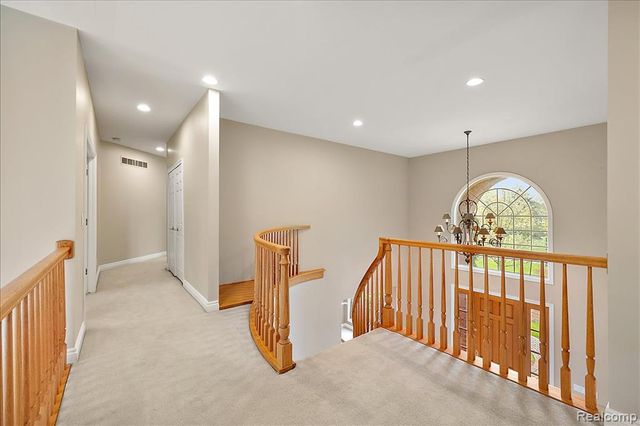 3725 Mountain Laurel Court, Oakland, MI 48363