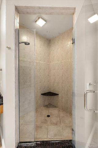 3725 Mountain Laurel Court, Oakland, MI 48363