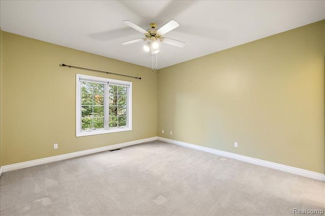 3725 Mountain Laurel Court, Oakland, MI 48363