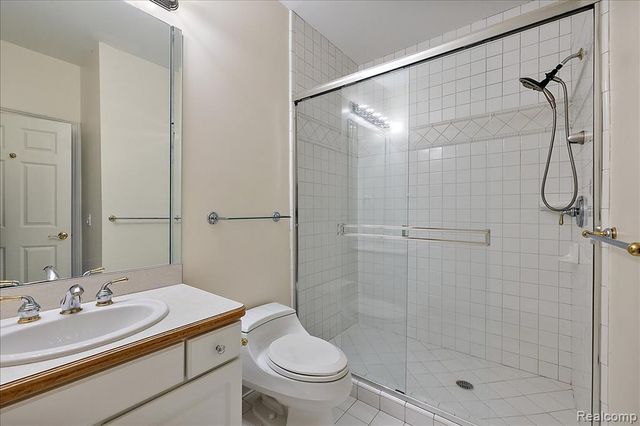 3725 Mountain Laurel Court, Oakland, MI 48363