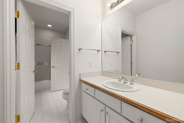 3725 Mountain Laurel Court, Oakland, MI 48363