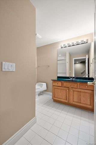 3725 Mountain Laurel Court, Oakland, MI 48363