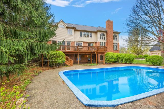 3725 Mountain Laurel Court, Oakland, MI 48363