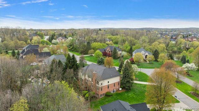3725 Mountain Laurel Court, Oakland, MI 48363