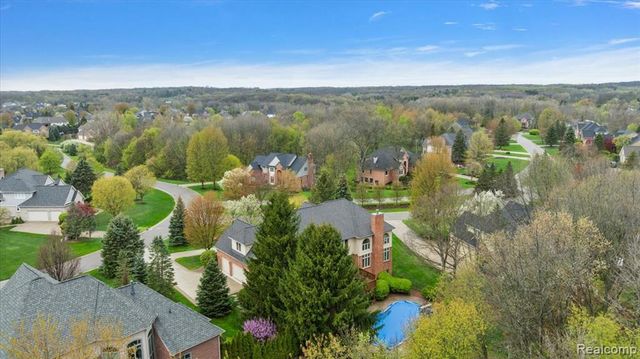 3725 Mountain Laurel Court, Oakland, MI 48363