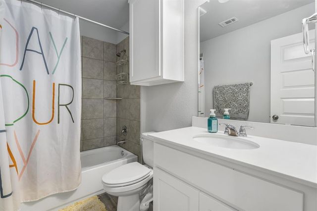 1713 Yaupon Grove LN, Leander, TX 78641
