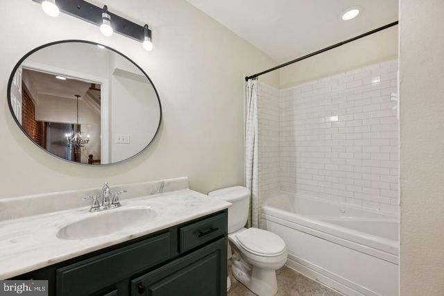 1814 E PRATT ST, Baltimore, MD 21231