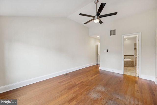 1814 E PRATT ST, Baltimore, MD 21231
