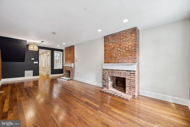 1814 E PRATT ST, Baltimore, MD 21231