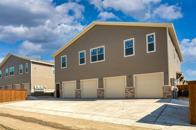 701-703-705-707 Harvest Moon Drive, Venus, TX 76084