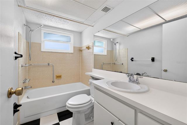 13004 SERPENTINE DRIVE, Hudson, FL 34667