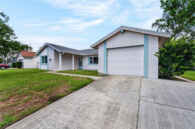 13004 SERPENTINE DRIVE, Hudson, FL 34667
