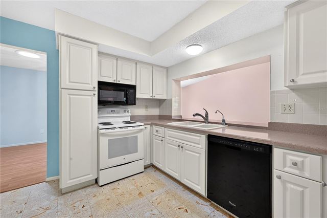 13004 SERPENTINE DRIVE, Hudson, FL 34667