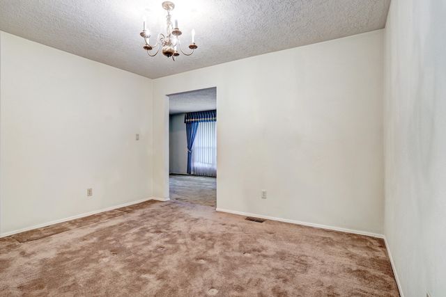 3808 Big Sky Drive NE, Albuquerque, NM 87111