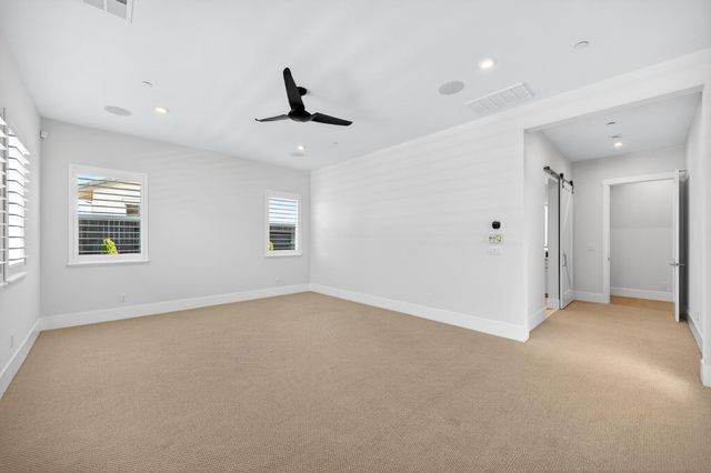 2204 Pinehurst Dr, Lincoln, CA 95648