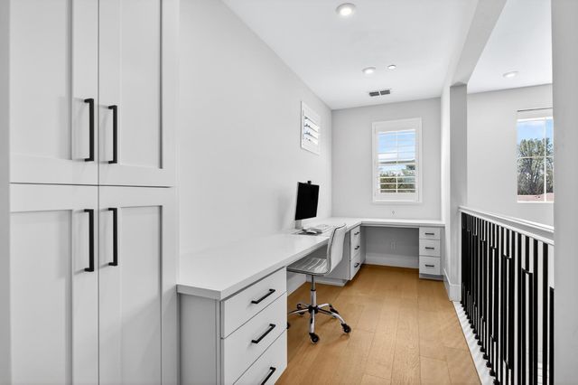 2204 Pinehurst Dr, Lincoln, CA 95648