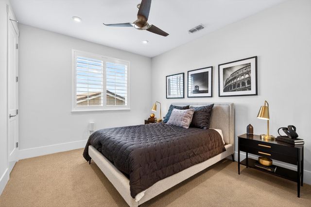 2204 Pinehurst Dr, Lincoln, CA 95648